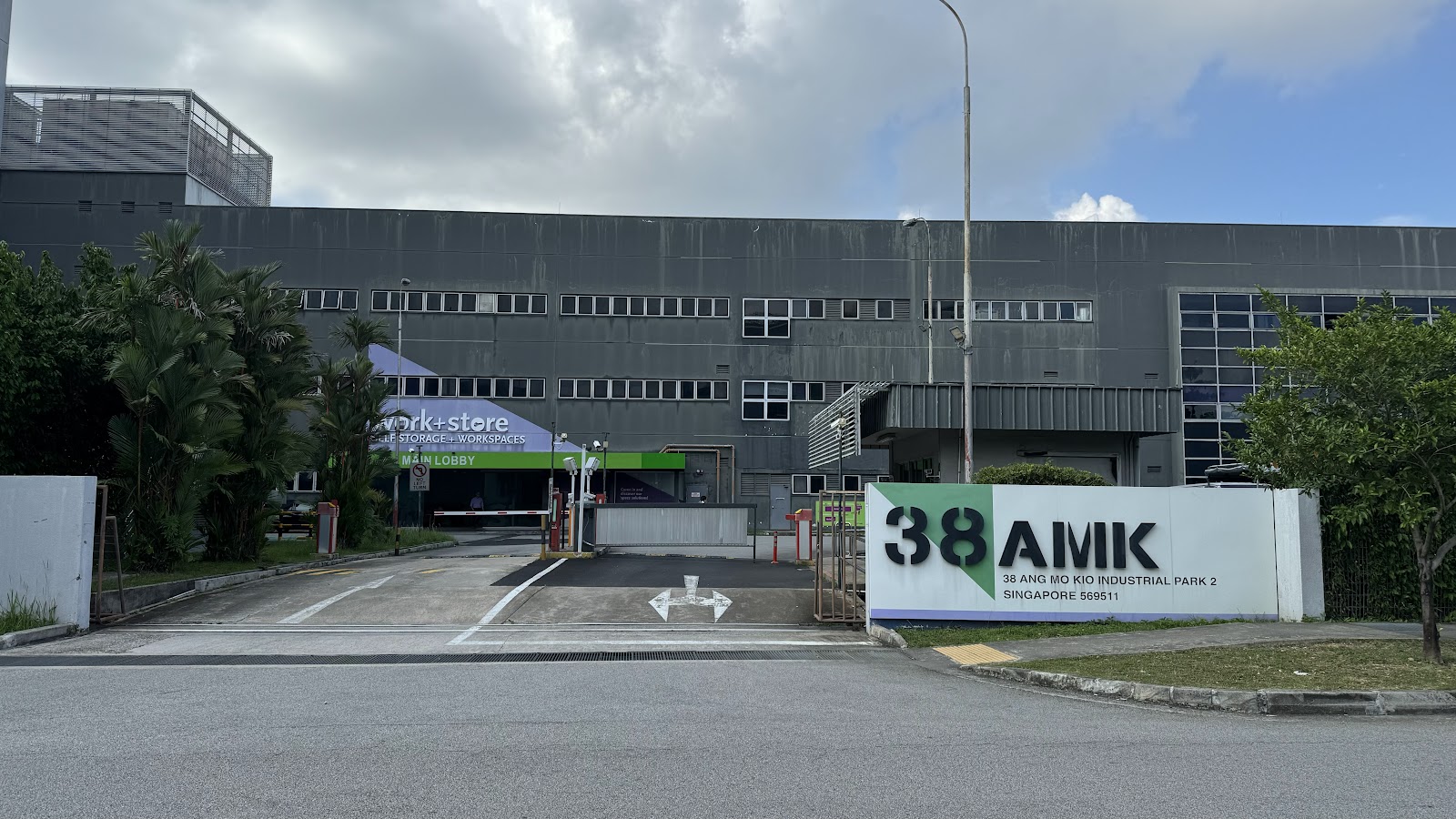 Work+Store facility in Ang Mo Kio, Singapore - Exterior 3