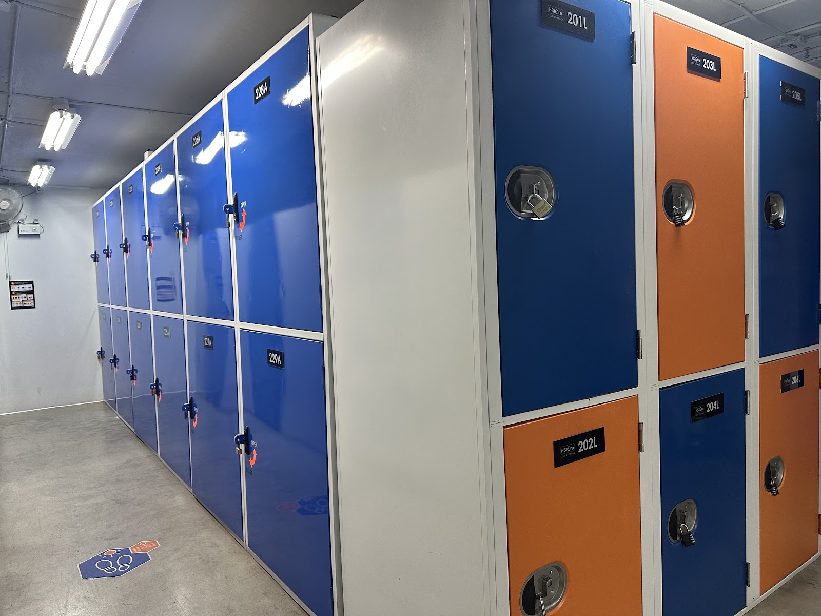 i-Store ห้องเก็บของ Sukhumvit, Bangkok - ภาพที่2