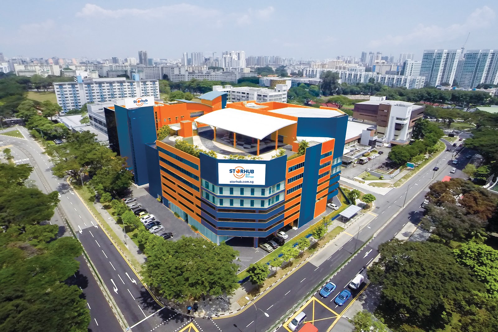 StorHub facility in Toa Payoh, Singapore - Exterior 1