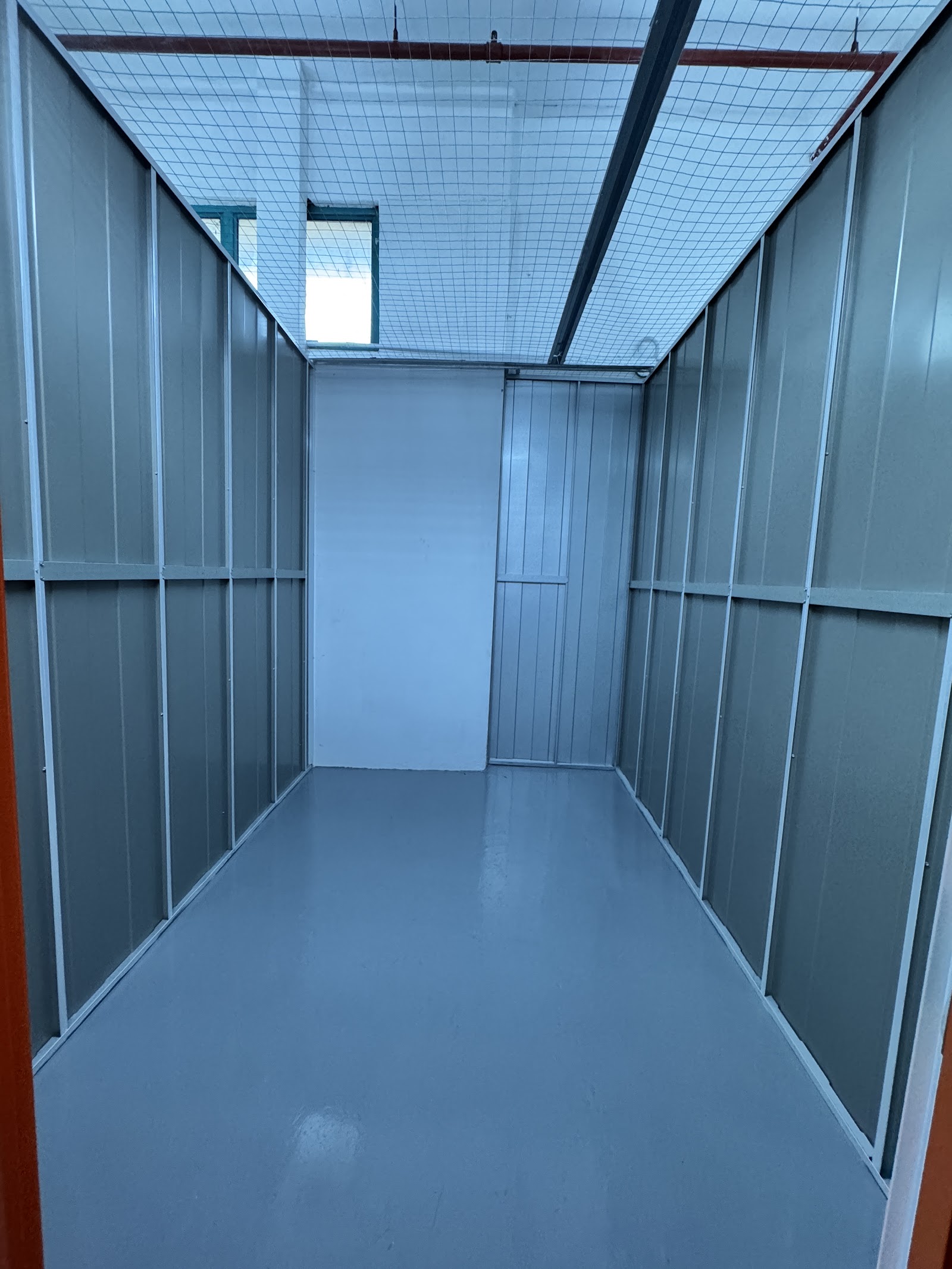 StorHub facility in Jurong East, Singapore - Exterior 3
