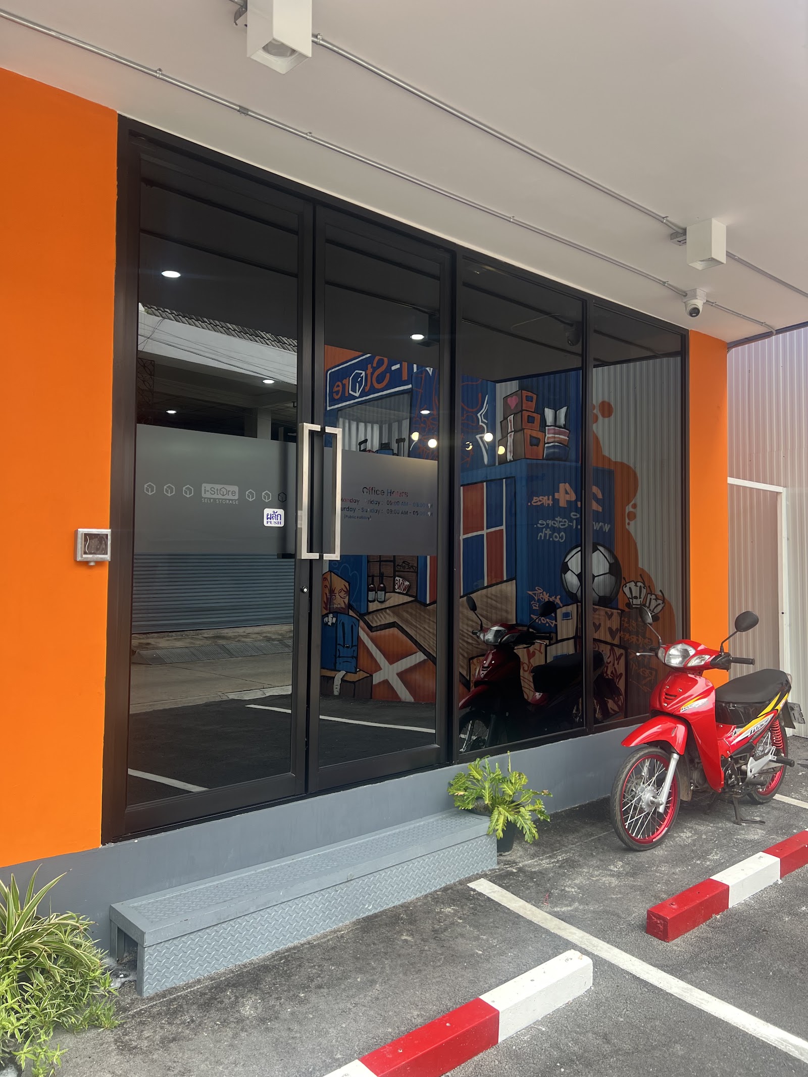 i-Store ห้องเก็บของ Thong Lor, Bangkok - ภาพที่3