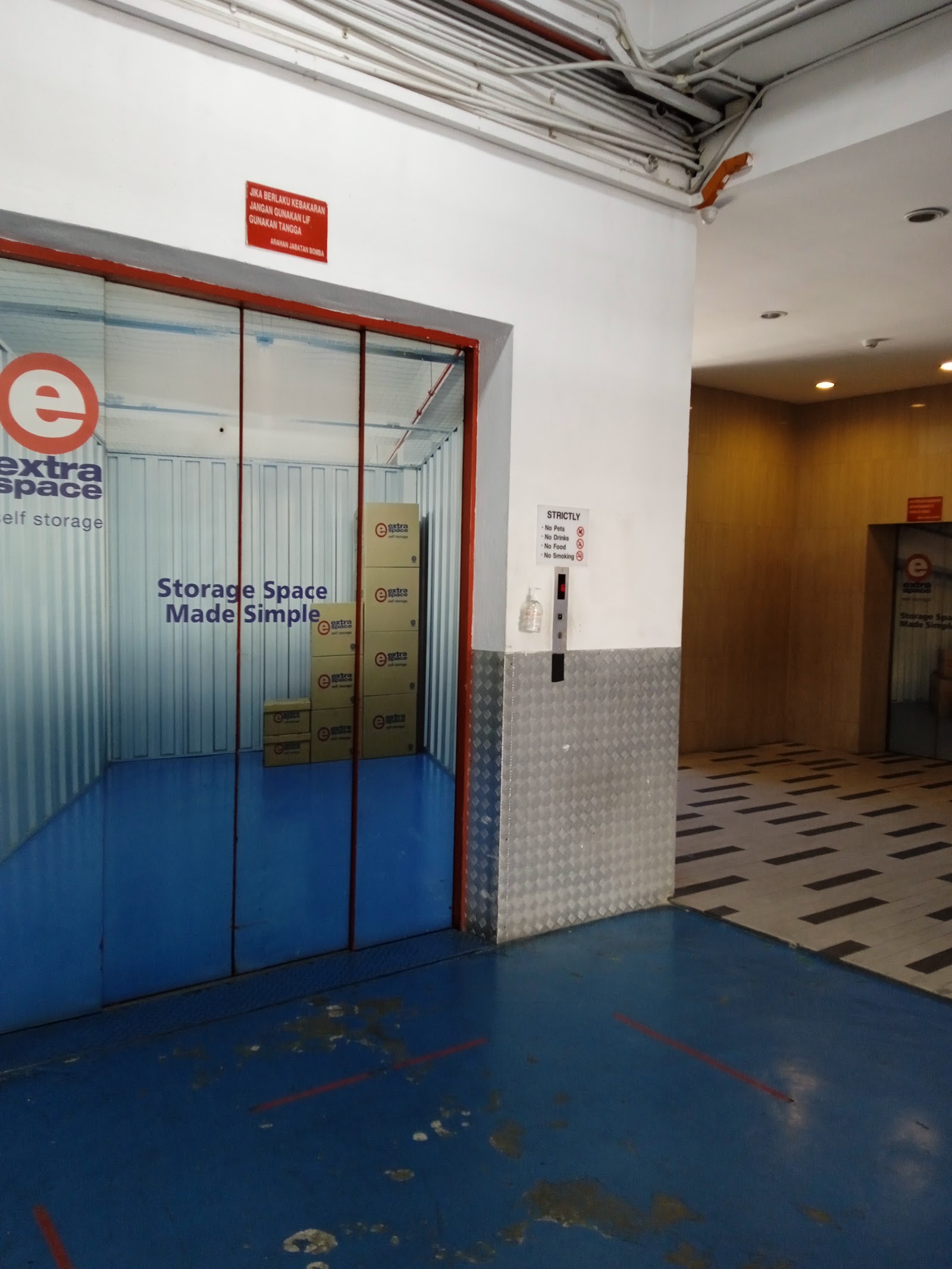 Extra Space Asia stor peribadi Chan Sow Lin, Kuala Lumpur - Foto 6
