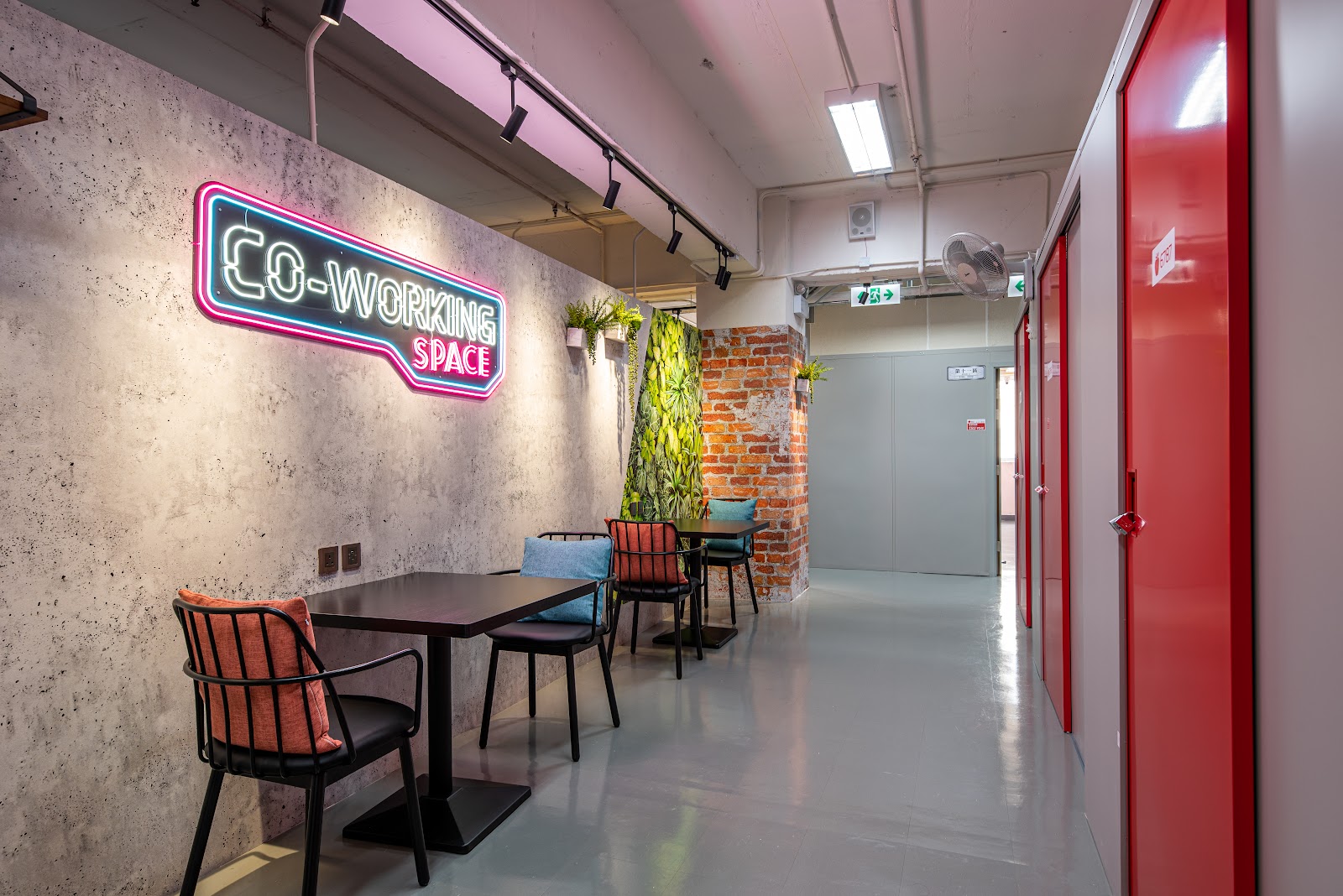 Apple Storage 迷你倉 To Kwa Wan, Hong Kong - 照片2