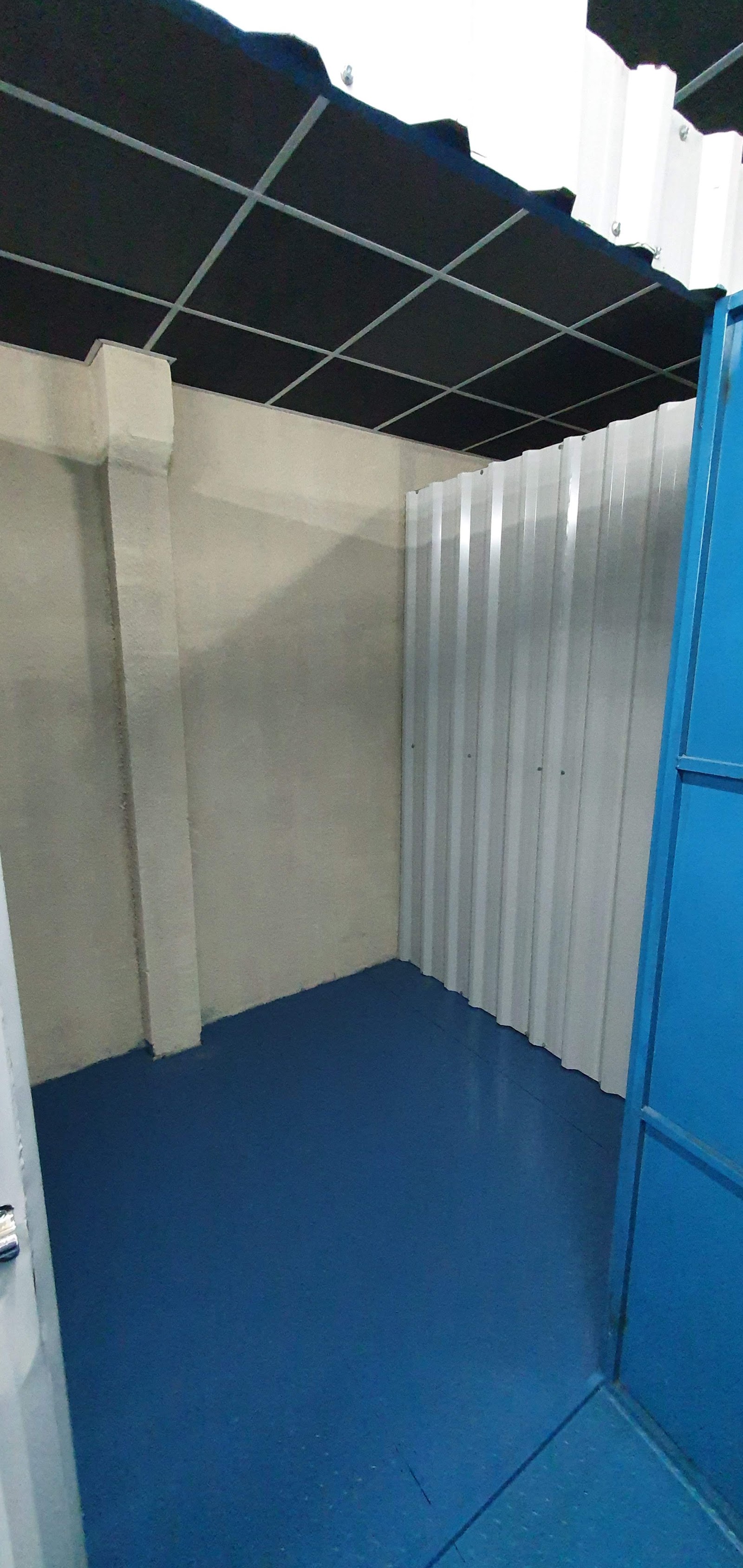 Smart Box Self Storage facility in Al Quoz, Dubai - Exterior 4