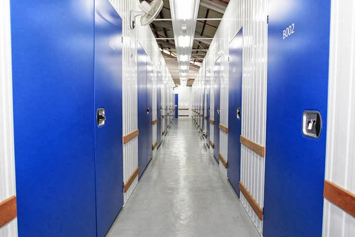 EZ Secure Storage stor peribadi Old Klang Road, Kuala Lumpur - Foto 1