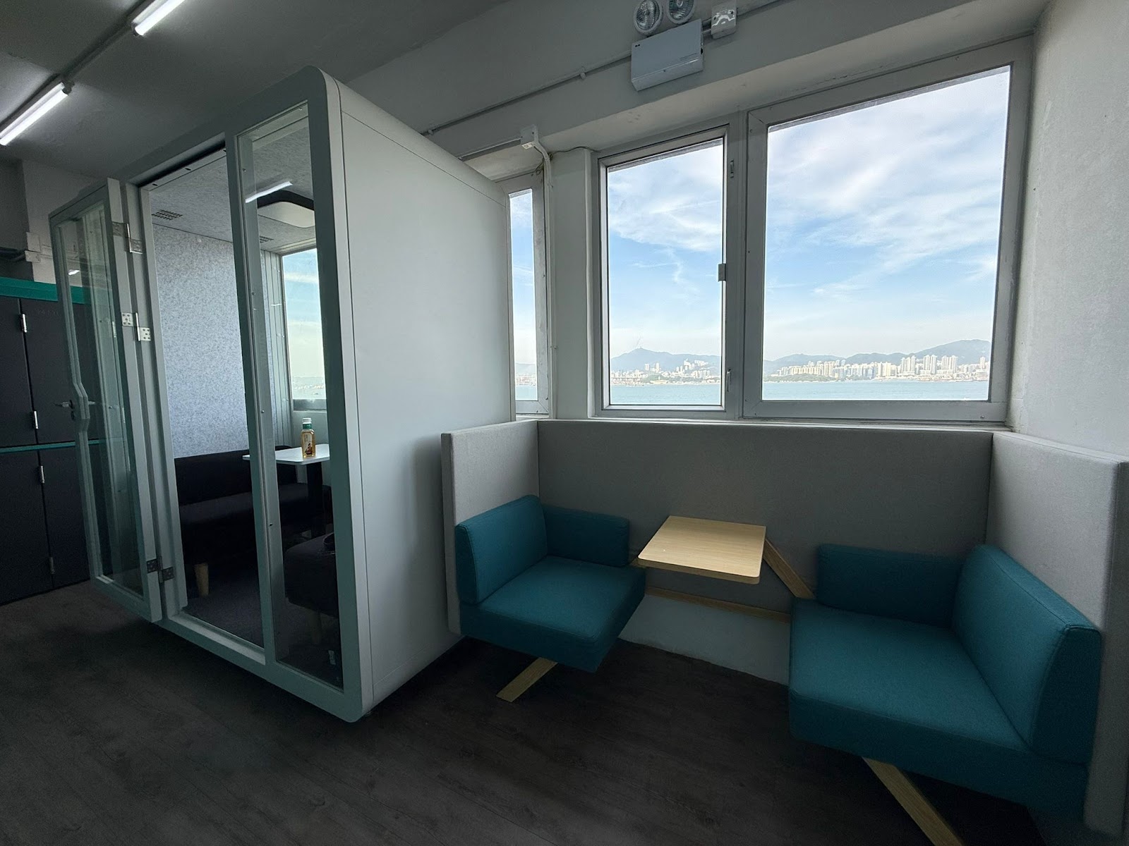 24 STORAGE 迷你倉 Sai Wan, Hong Kong - 照片3