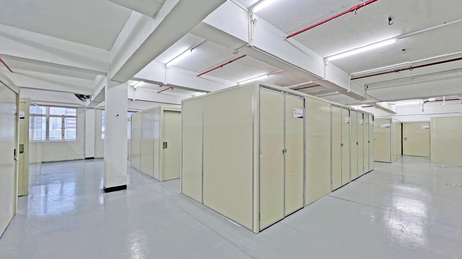 HongKong Storage 迷你倉 Kwai Chung, Hong Kong - 照片1