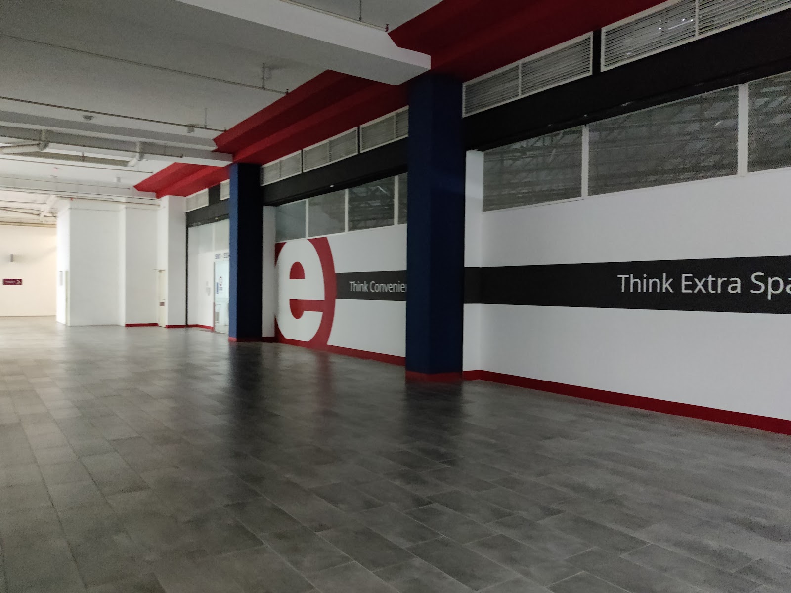 Extra Space Asia stor peribadi Kota Damansara, Petaling Jaya - Foto 4