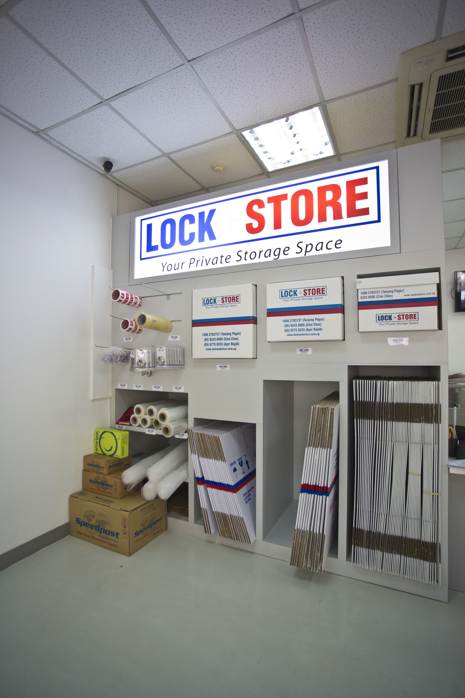 Lock+Store facility in Ayer Rajah, Singapore - Exterior 4