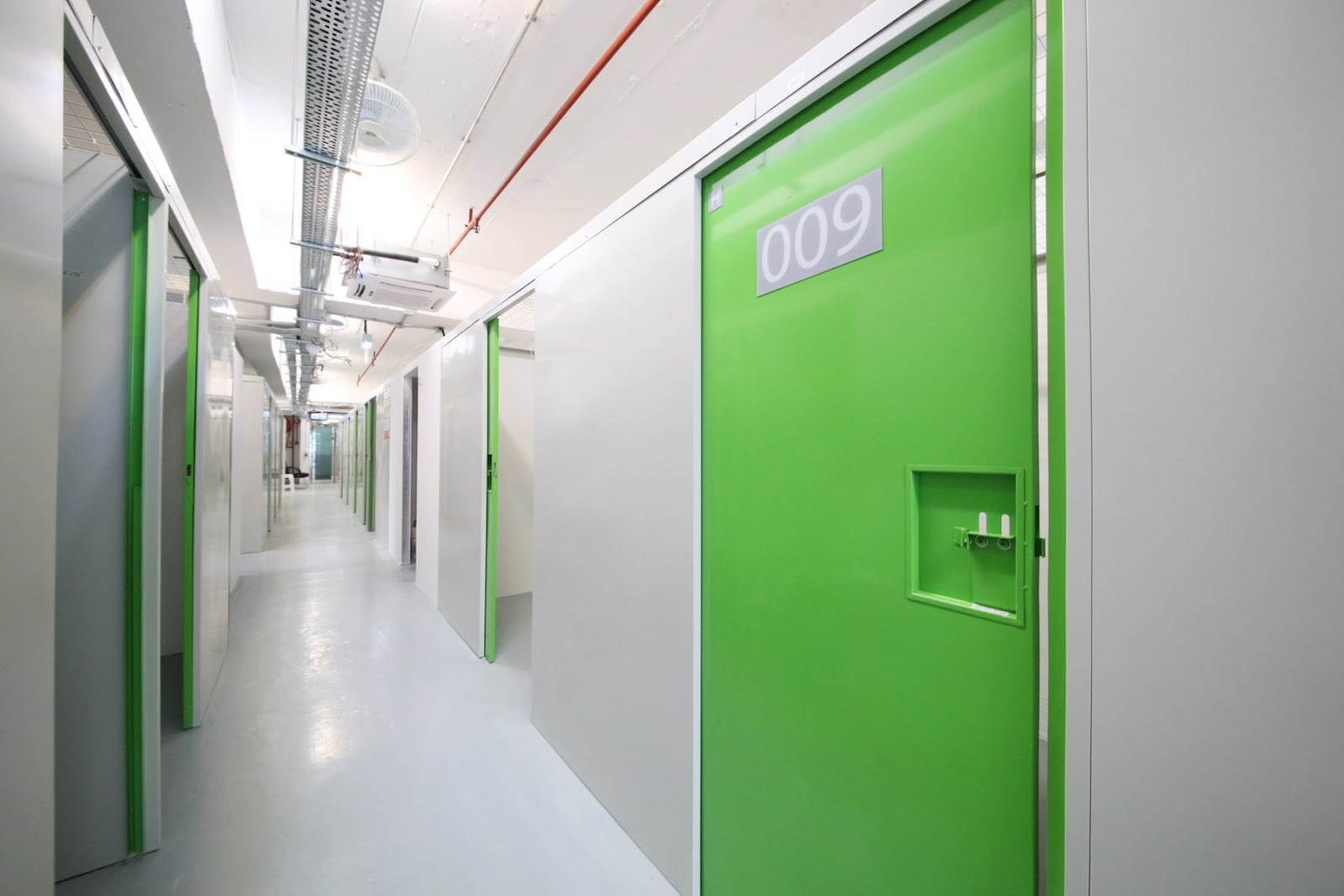 Metro Storage 迷你倉 Lai Chi Kok, Hong Kong - 照片1