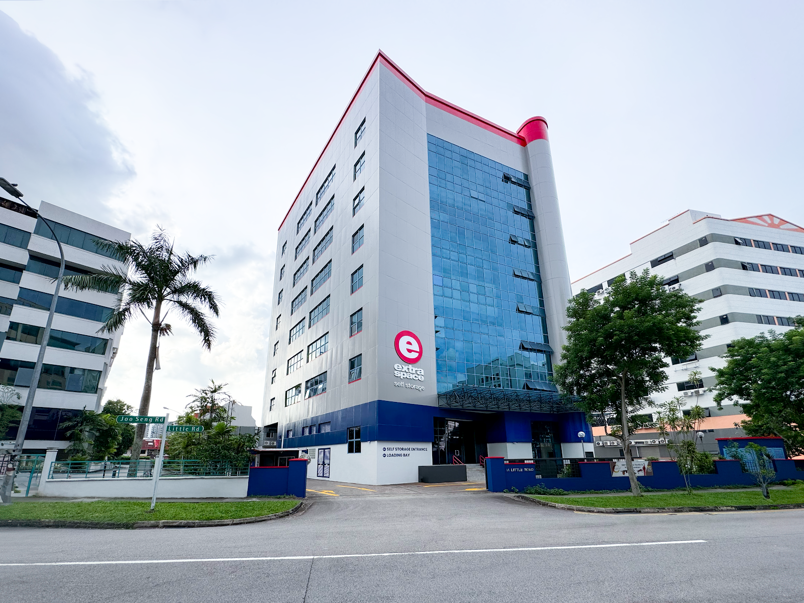 Extra Space Asia facility in Tai Seng, Singapore - Exterior 2