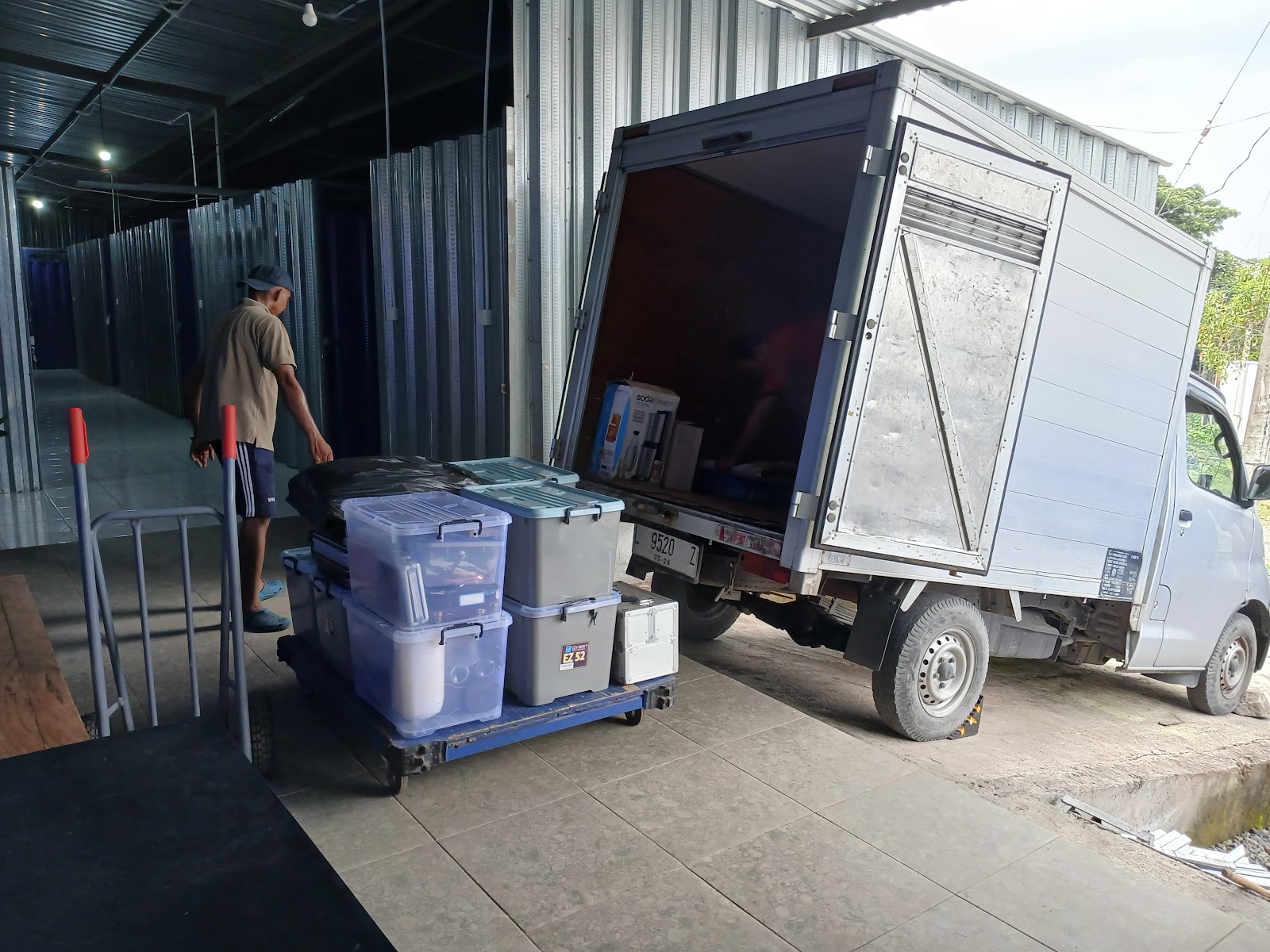 T4mpat Self Storage sewa gudang Denpasar, Bali - Foto 4