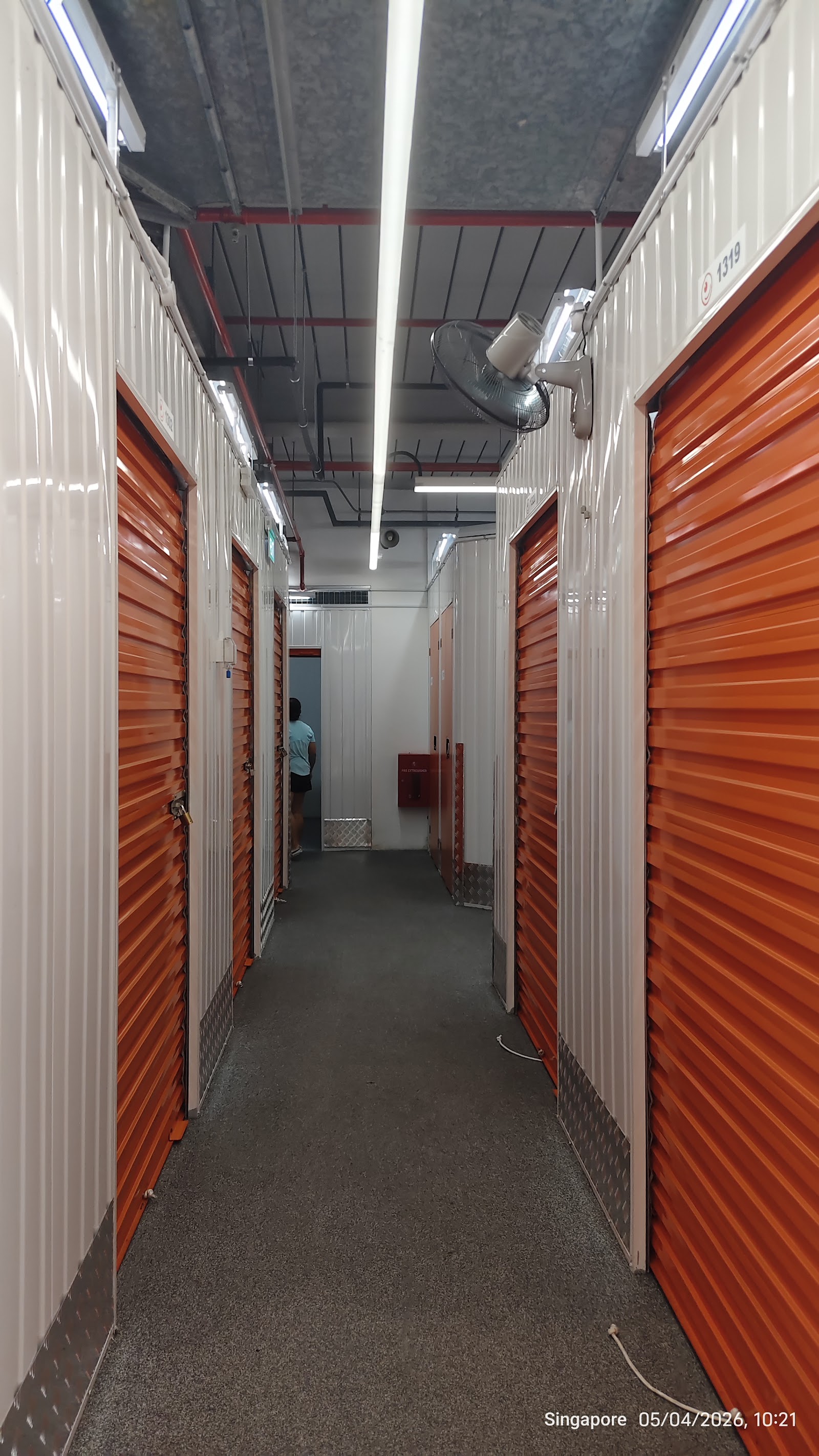 StorHub facility in Jurong West, Singapore - Exterior 2
