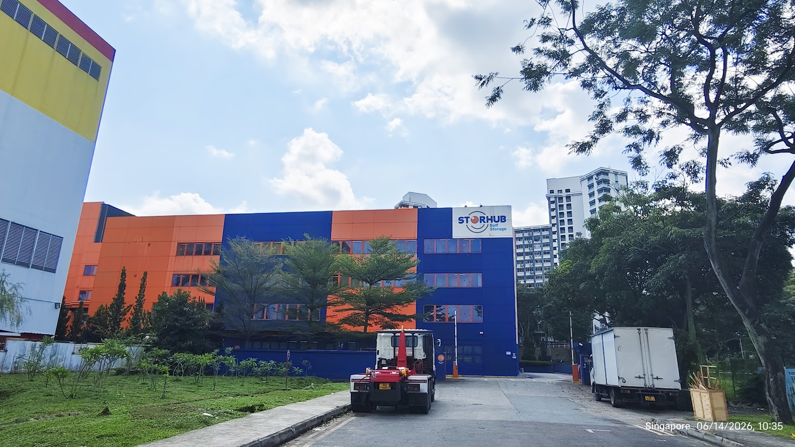 StorHub facility in Jurong West, Singapore - Exterior 5