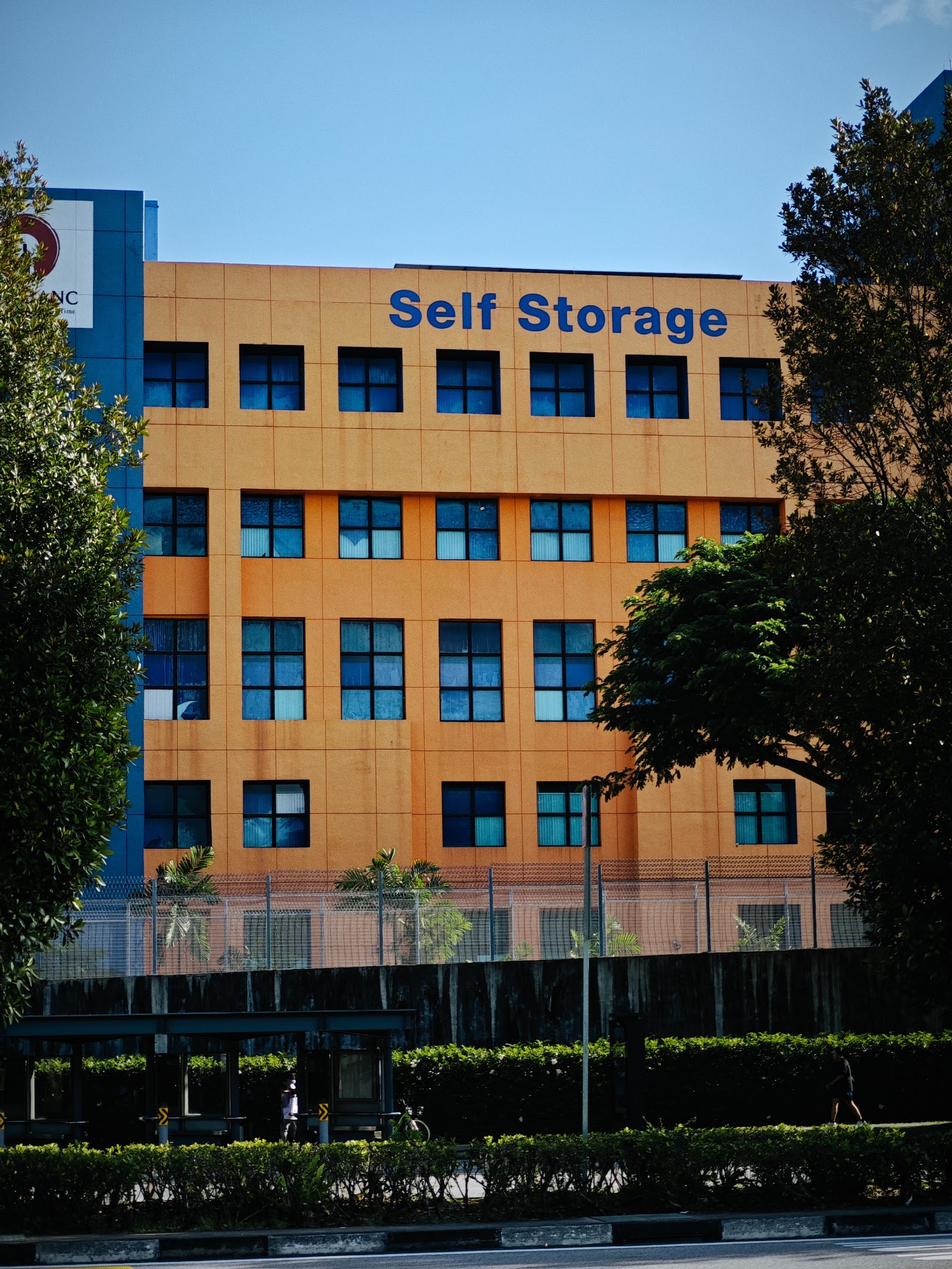 StorHub facility in Kallang, Singapore - Exterior 4