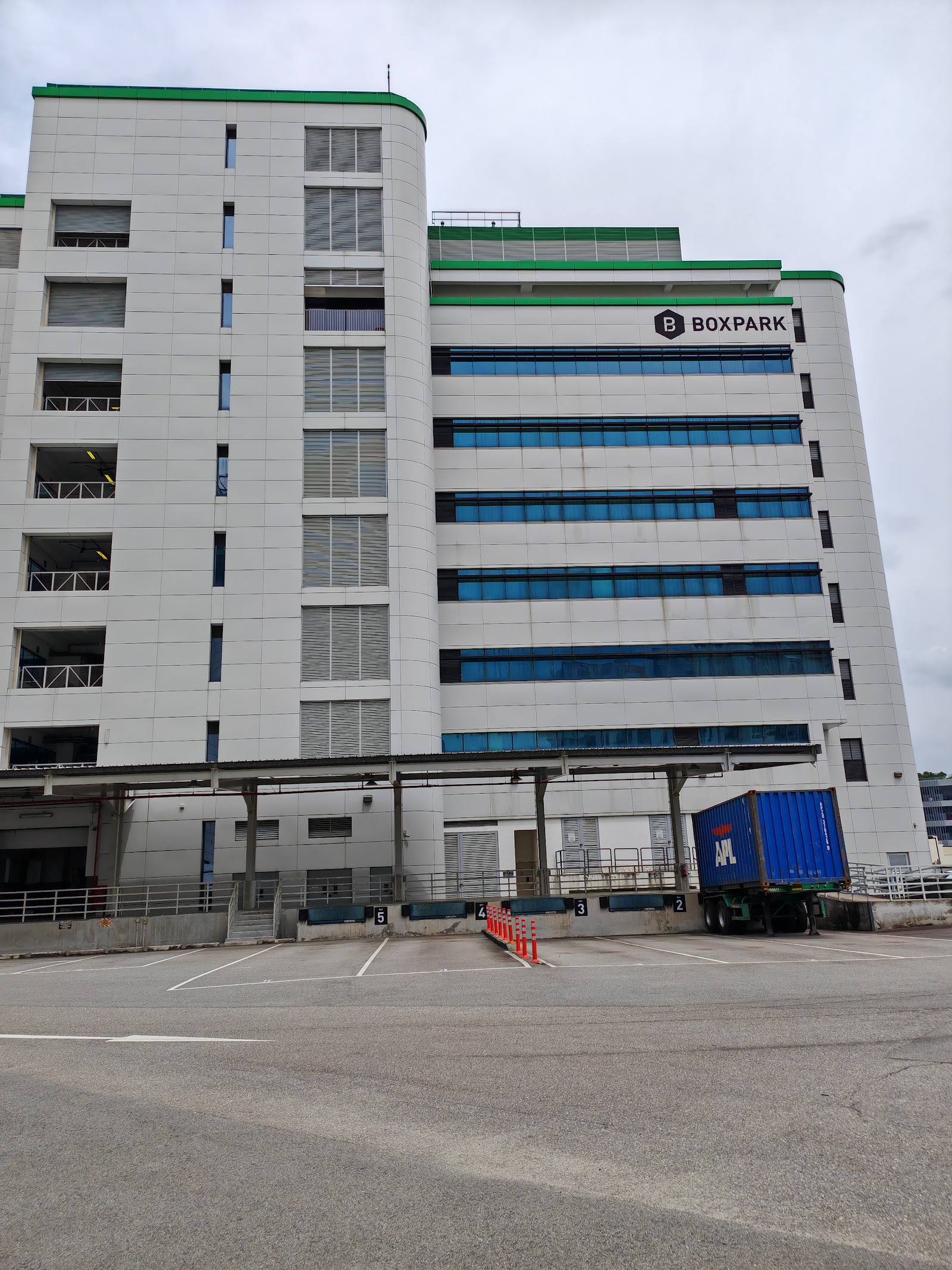 BOXPARK facility in Chai Chee, Singapore - Exterior 3