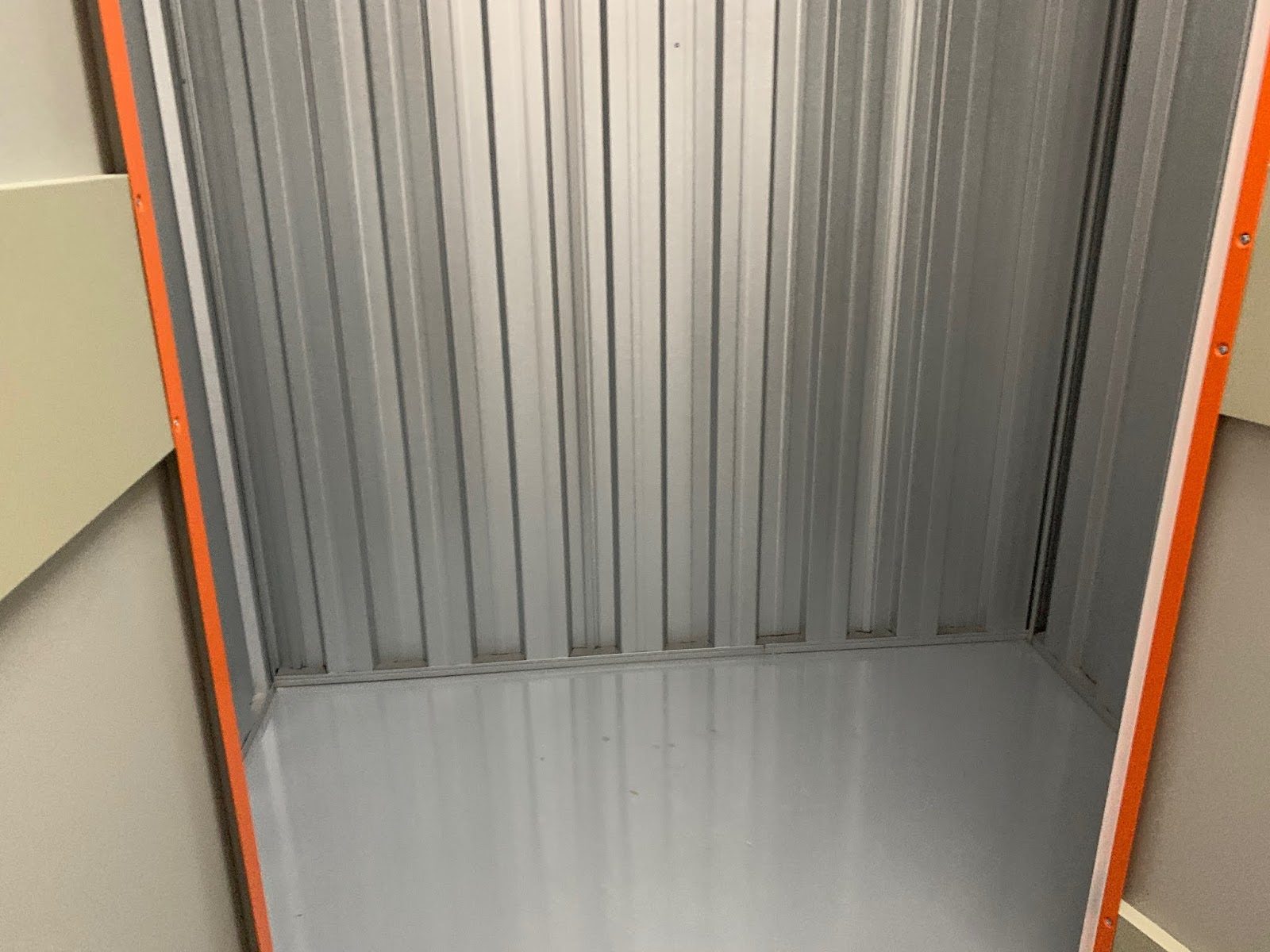 StorHub facility in Yishun, Singapore - Exterior 4