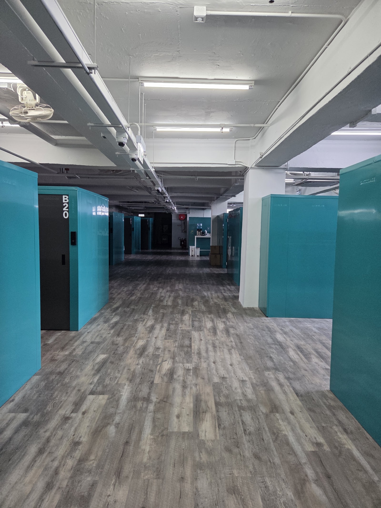 24 STORAGE 迷你倉 Chai Wan, Hong Kong - 照片2