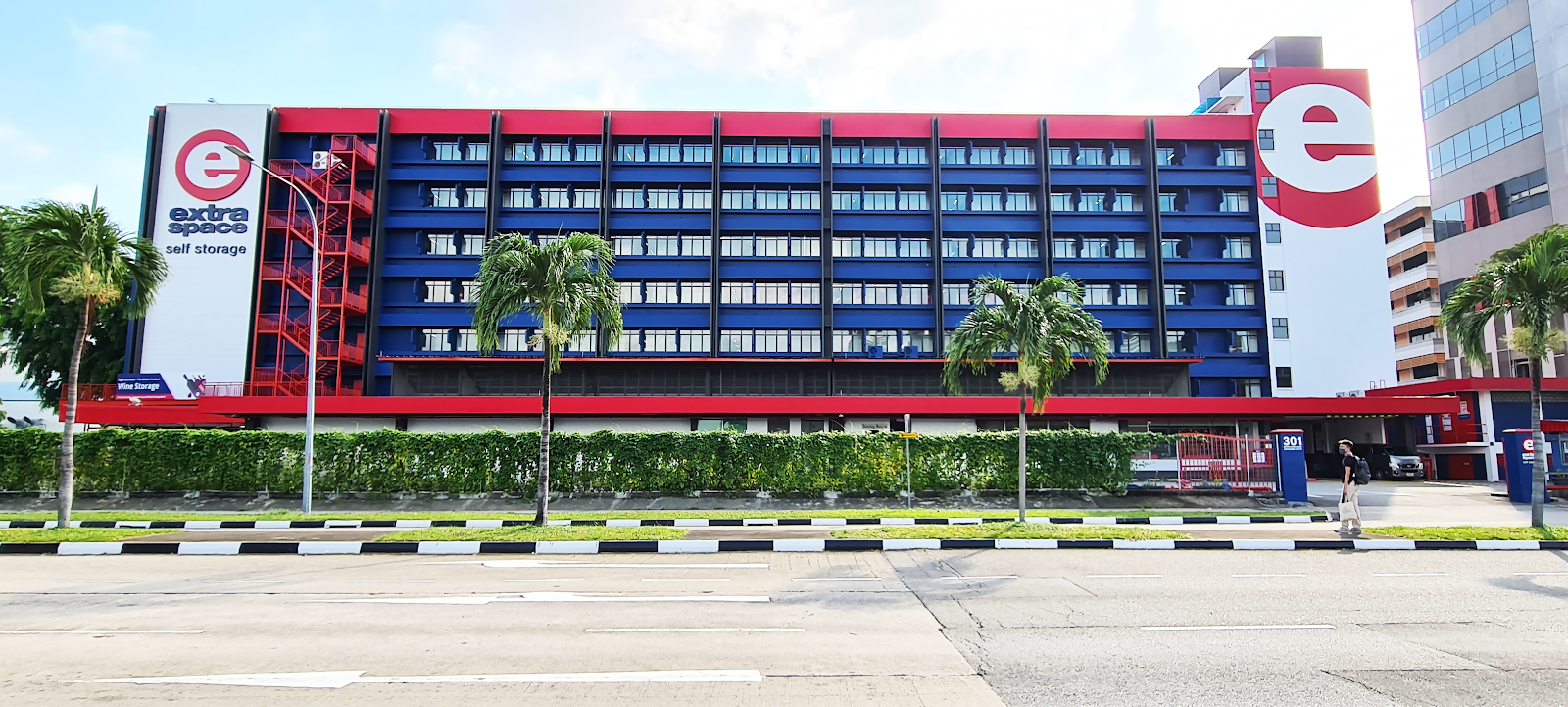 Extra Space Asia facility in Boon Keng, Singapore - Exterior 1