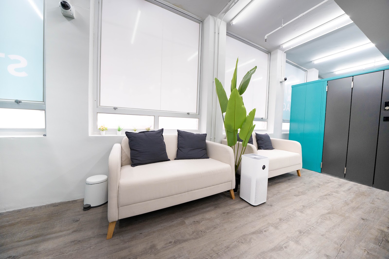 24 STORAGE 迷你倉 Wong Chuk Hang, Hong Kong - 照片3