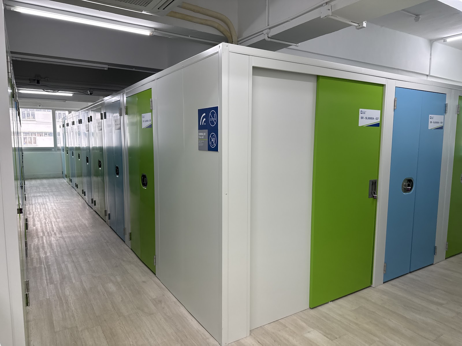 HongKong Storage 迷你倉 Siu Sai Wan, Hong Kong - 照片1