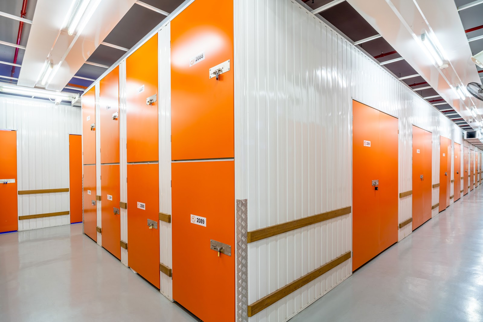 StorHub facility in Hougang, Singapore - Exterior 1