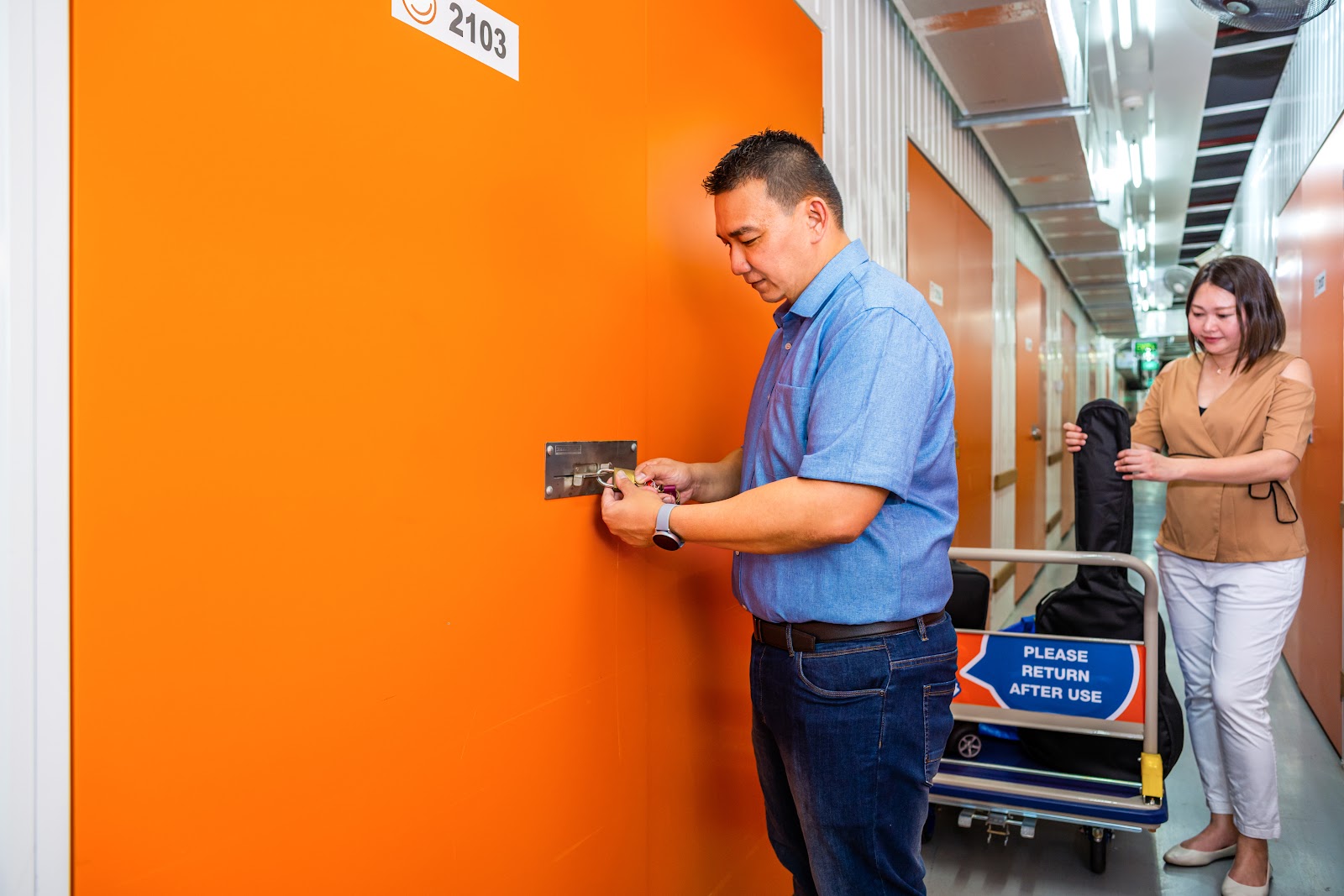 StorHub facility in Hougang, Singapore - Exterior 6