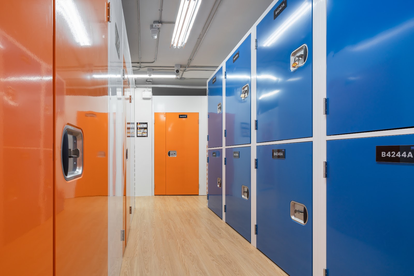 i-Store ห้องเก็บของ On Nut, Bangkok - ภาพที่3