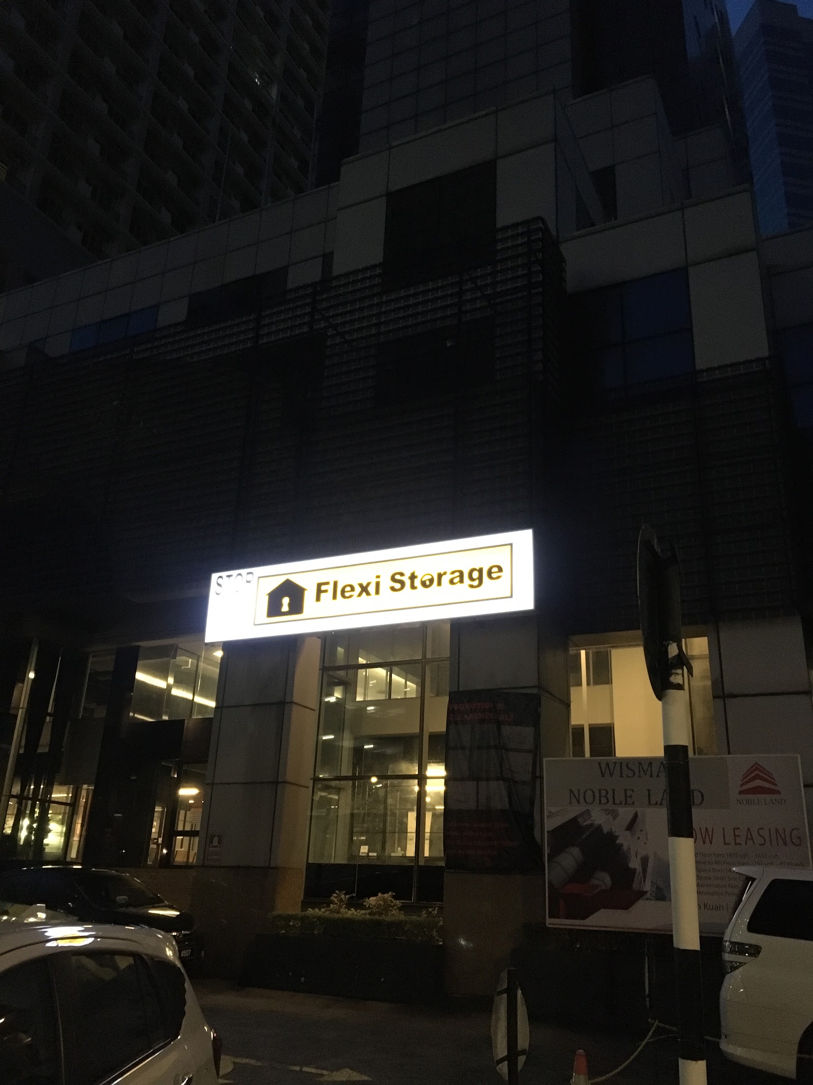 StorHub stor peribadi Bukit Bintang, Kuala Lumpur - Foto 4