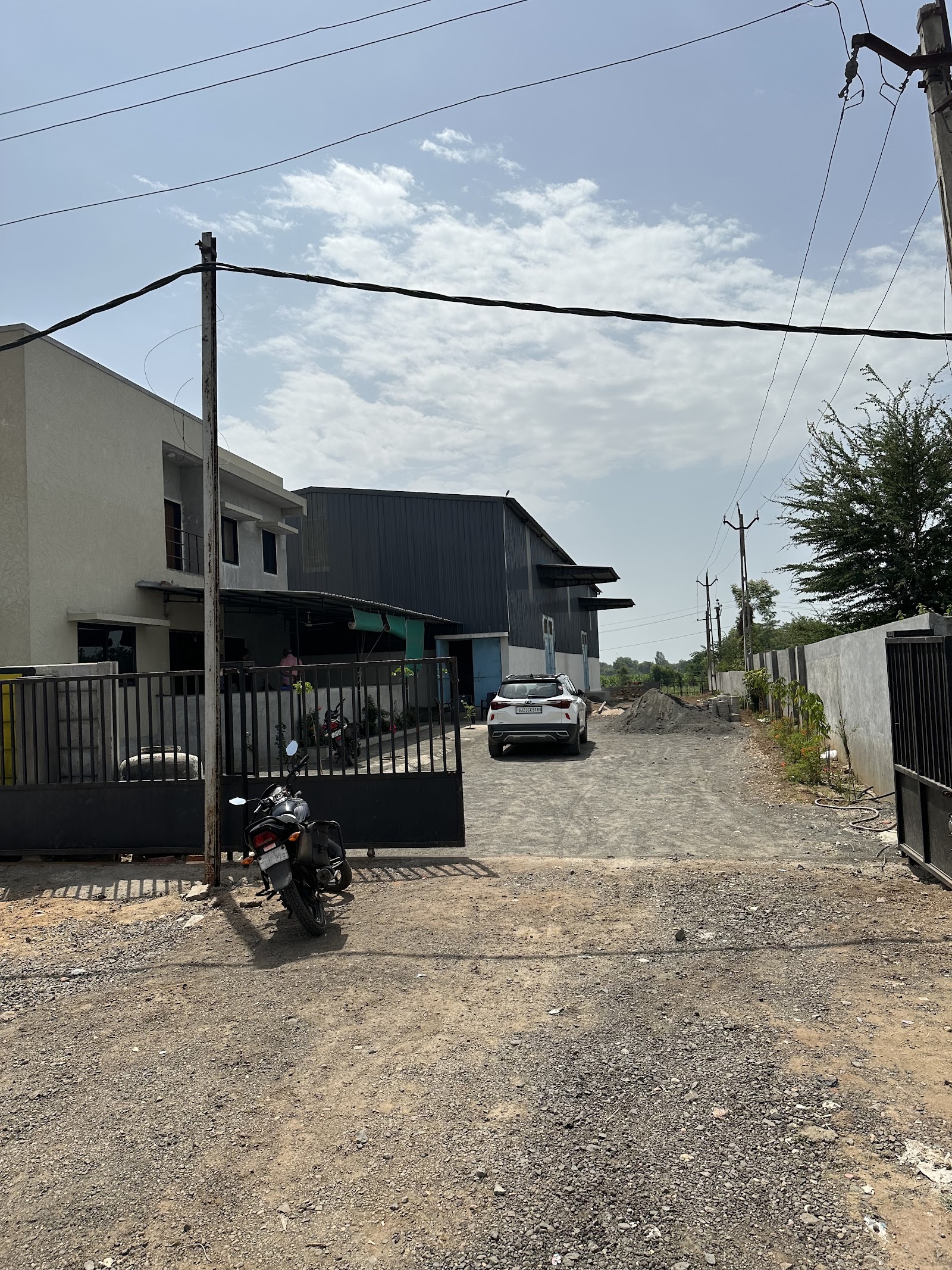 Your Space facility in Gorwa, Vadodara - Exterior 6