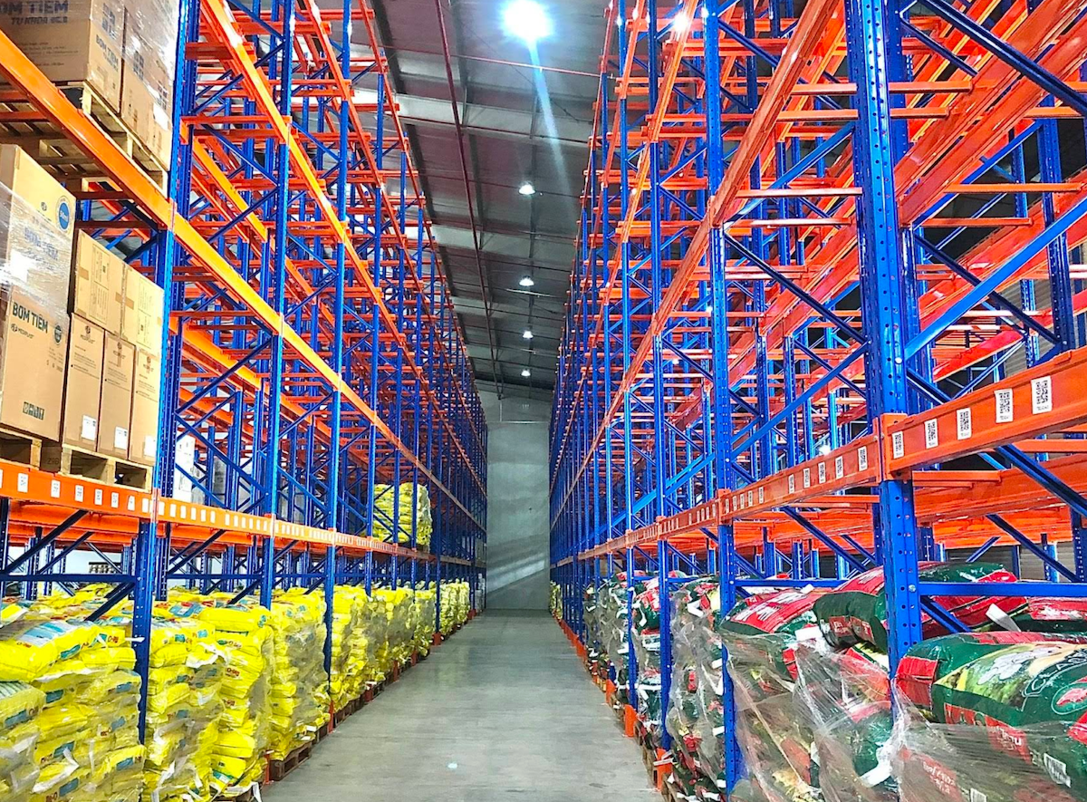 SEC Warehouse facility in District 7, Ho Chi Minh City - Exterior 2